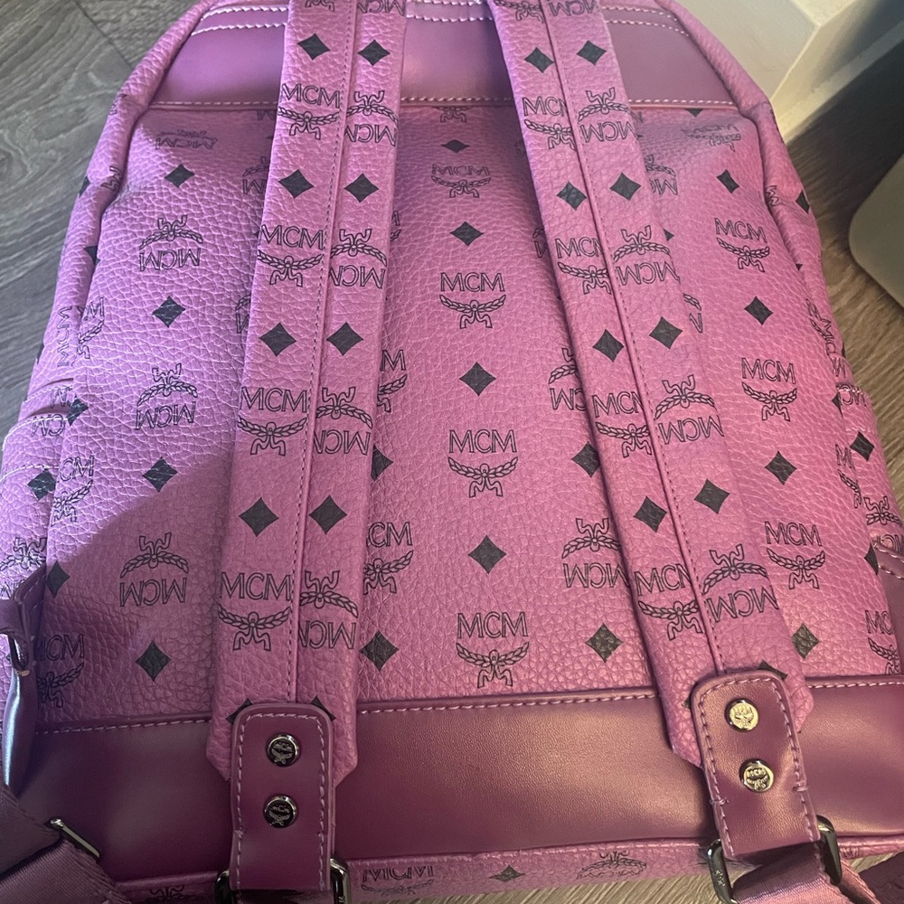 MCM Backpack - Picture 8 of 9
